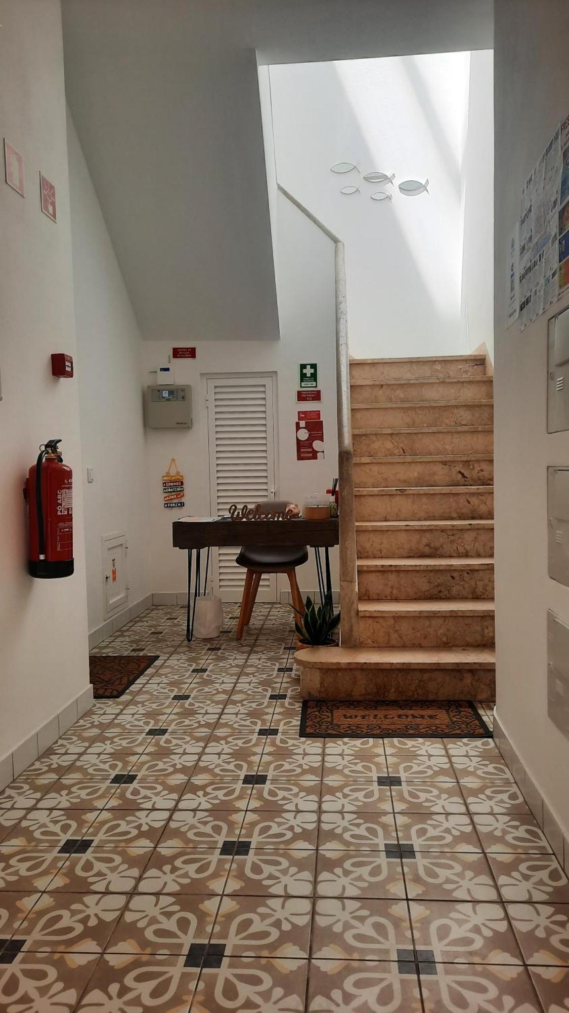 Blue Sardine Hostel Portimao Exterior photo